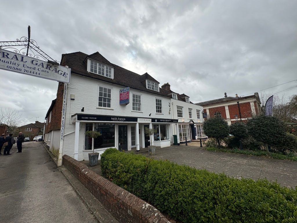 Property photo 2 of 9 Photo 11