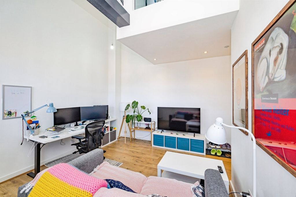 Property photo 3 of 22