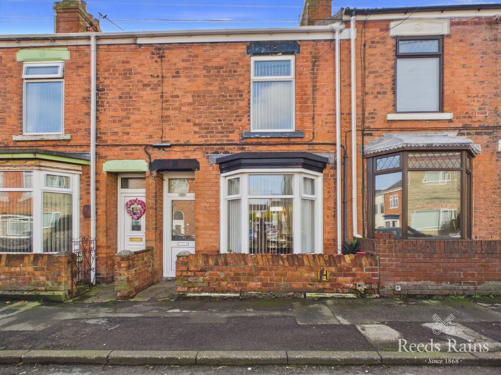 Property photo 1 of 23 Front Forecourt
