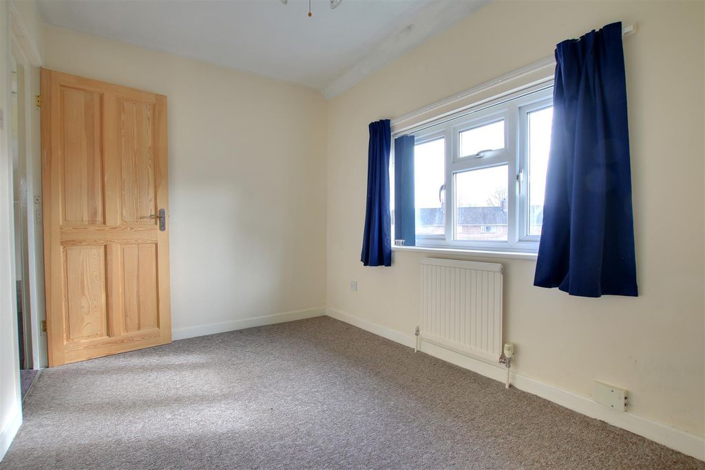 Property photo 1 of 6 Img_7345-Img_7347.Jpg