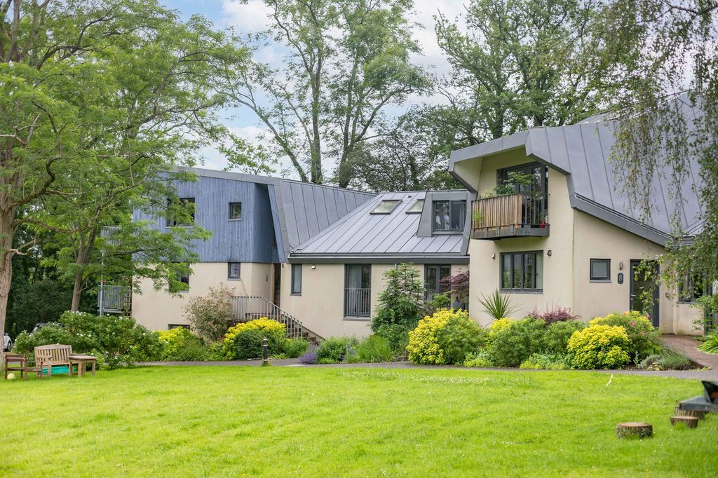 Property photo 1 of 15 Photo 19