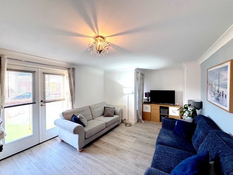 Property photo 2 of 10 Photo 2