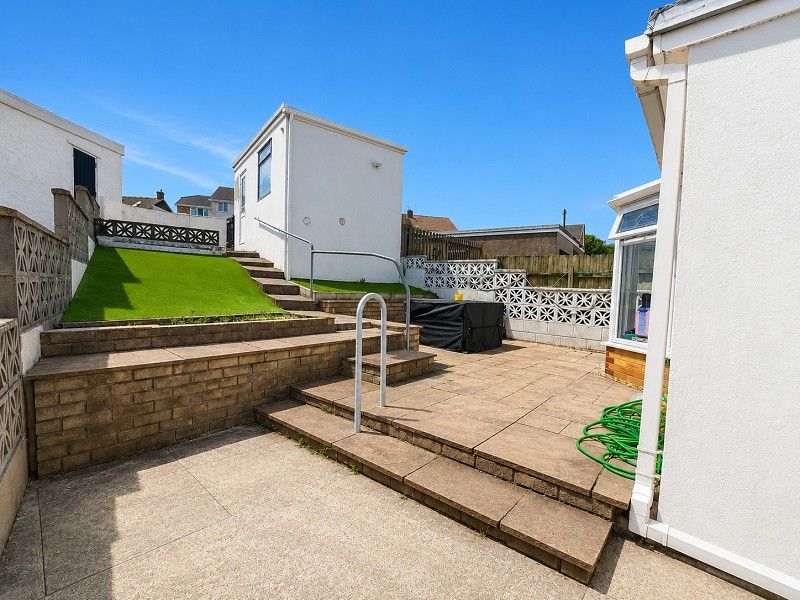 Property photo 2 of 18 Rear Garden