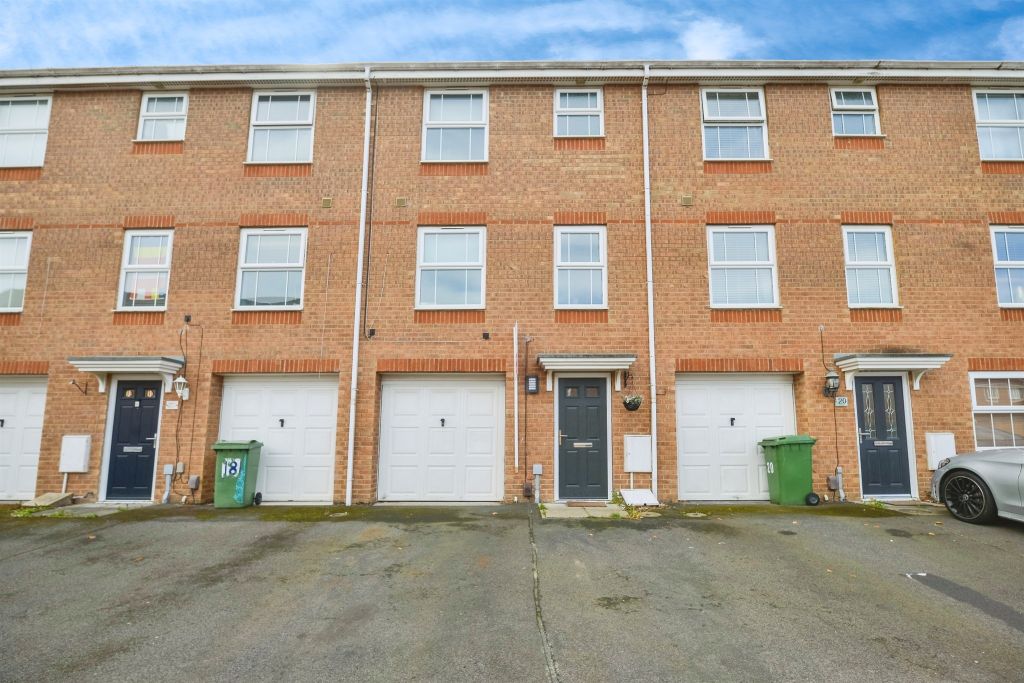 Property photo 1 of 17