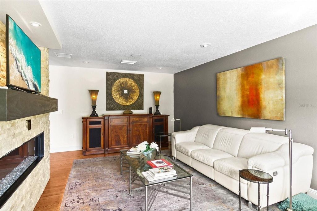 Property photo 2 of 19 <Alttext/>