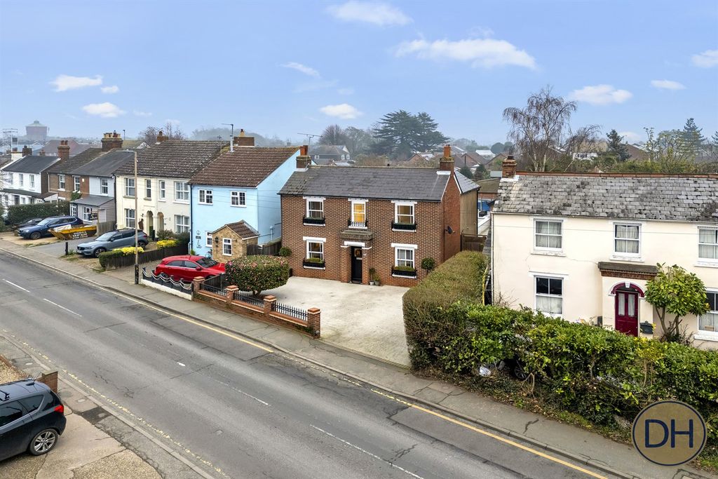 Property photo 1 of 29 High Street Wm