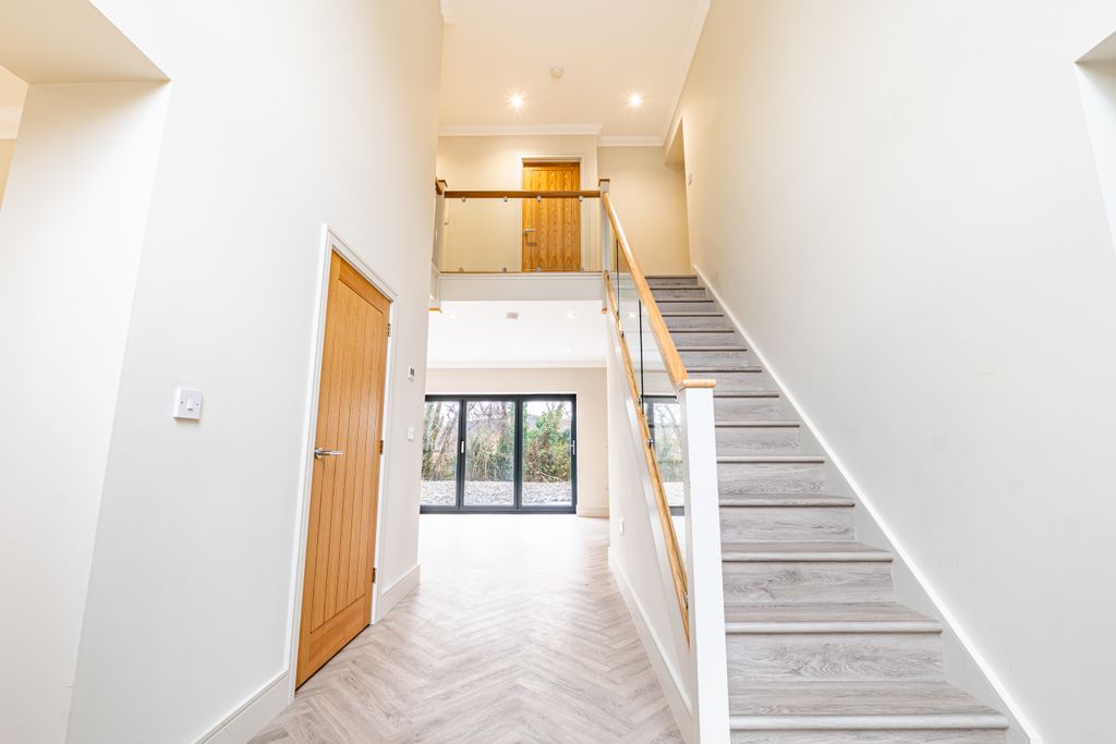 Property photo 2 of 26 Photo 2