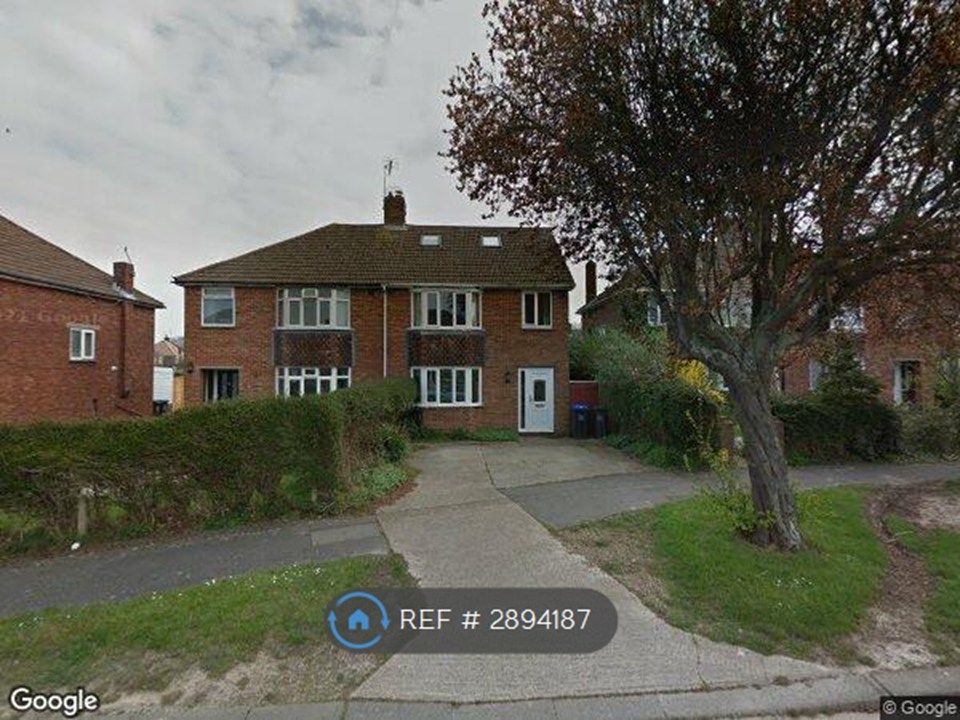 Property photo 1 of 24