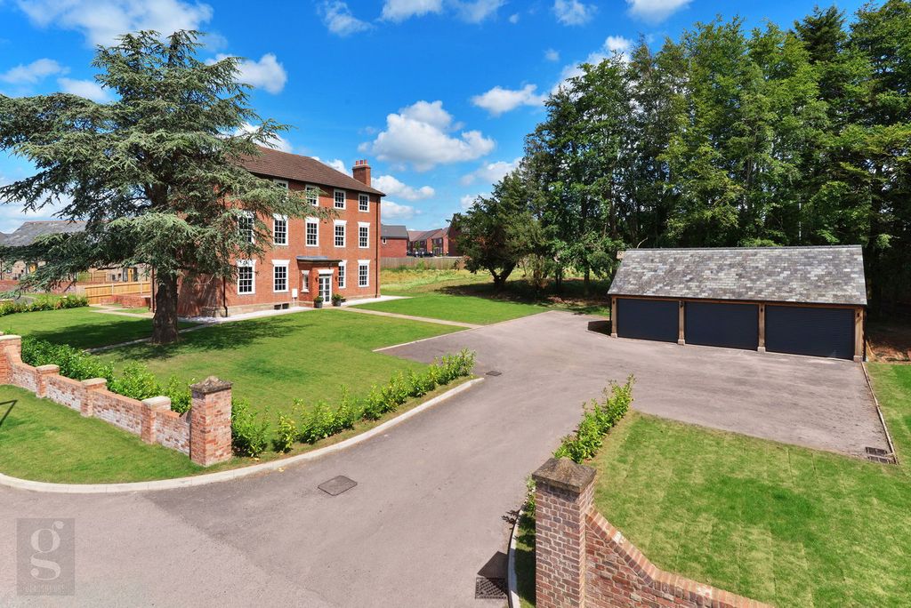 Additional image 5 of 6 bed detached house for saleHolmer, Hereford HR4