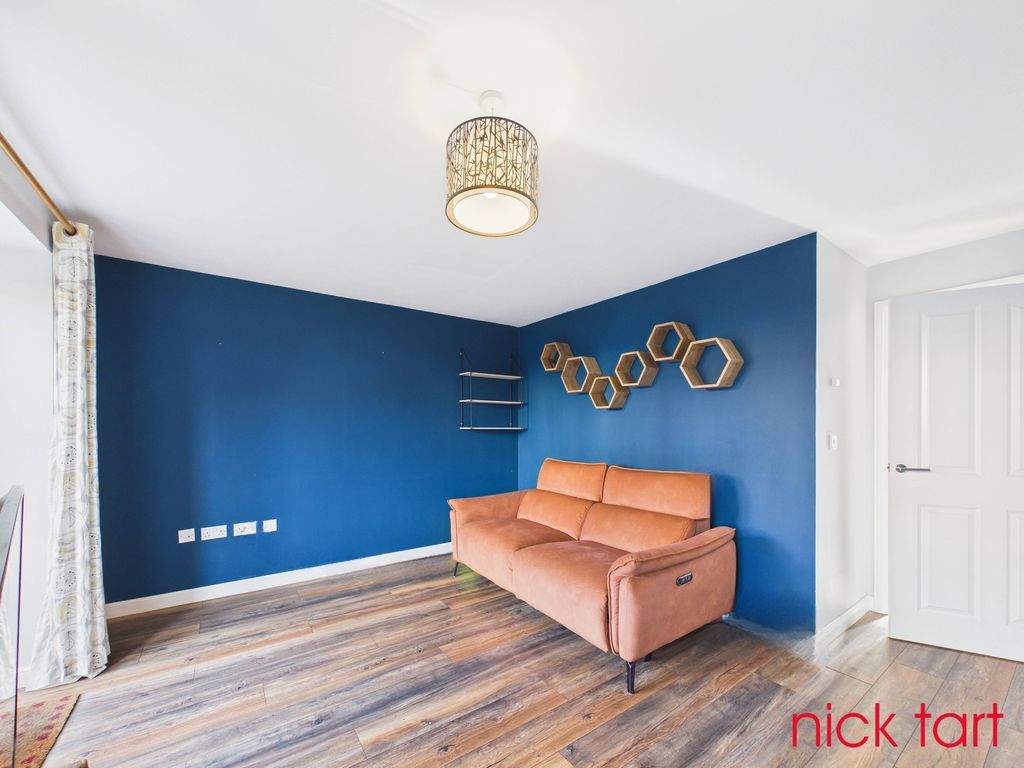 Property photo 3 of 11 Photo 1