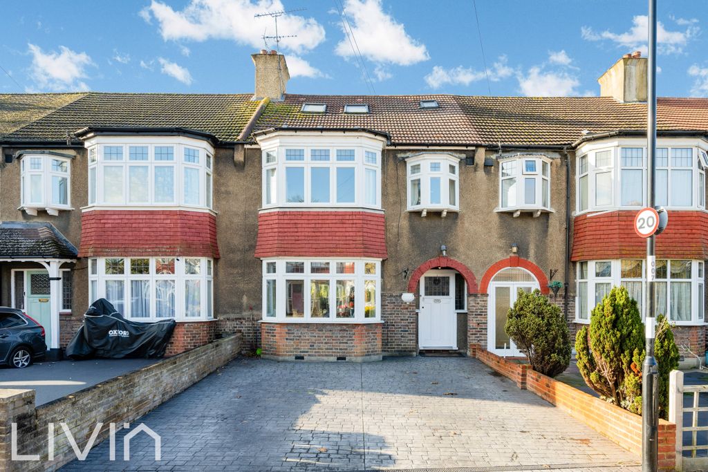 Property photo 1 of 16 Photo 1