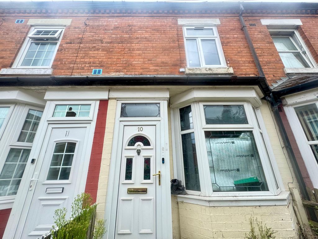 Property photo 1 of 13