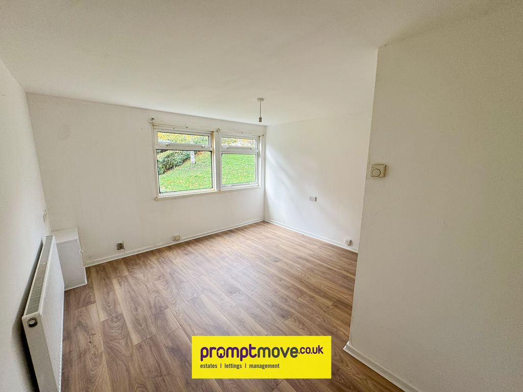 Property photo 1 of 4 Na