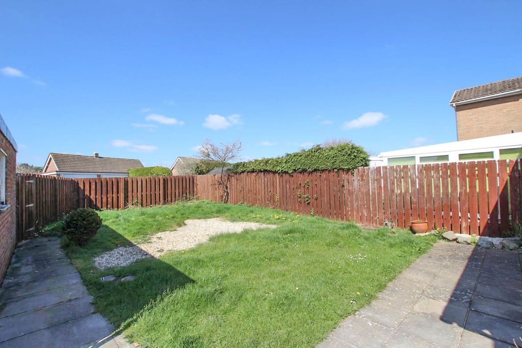 Property photo 2 of 21