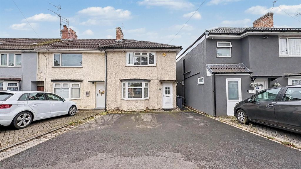 Property photo 1 of 19 Approach
