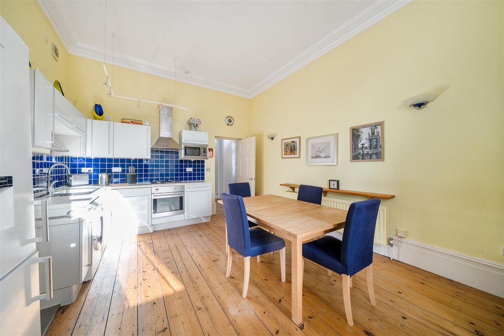 Property photo 3 of 15 Kitchen/Diner