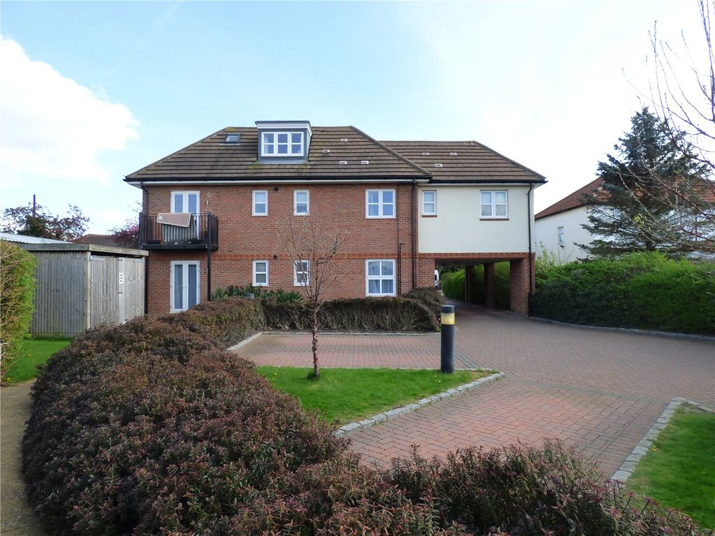 Property photo 2 of 13 Picture No. 12