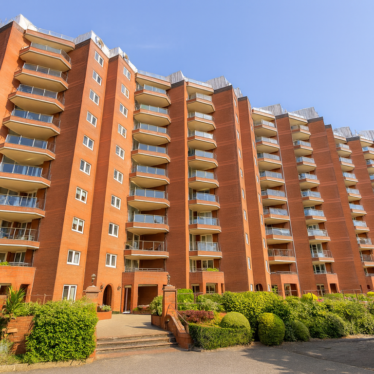 Property photo 1 of 13 Cover