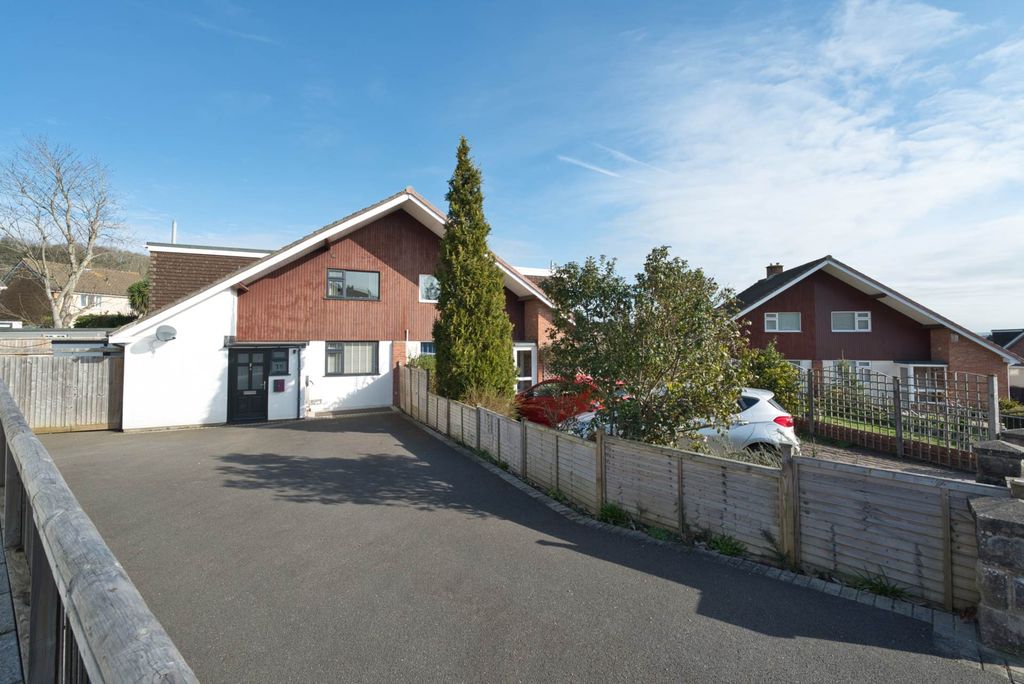 Property photo 1 of 26