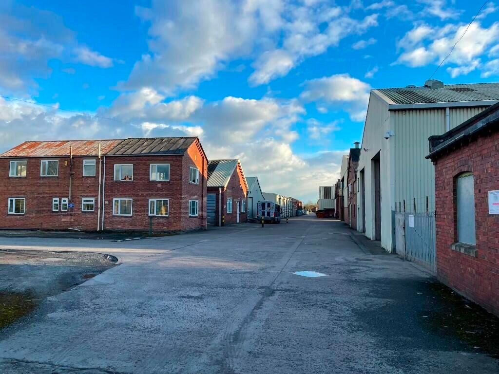 Property photo 2 of 11