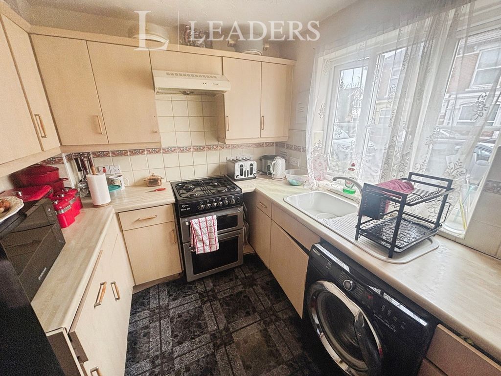 Property photo 3 of 9 Pbox-Img.Jpg