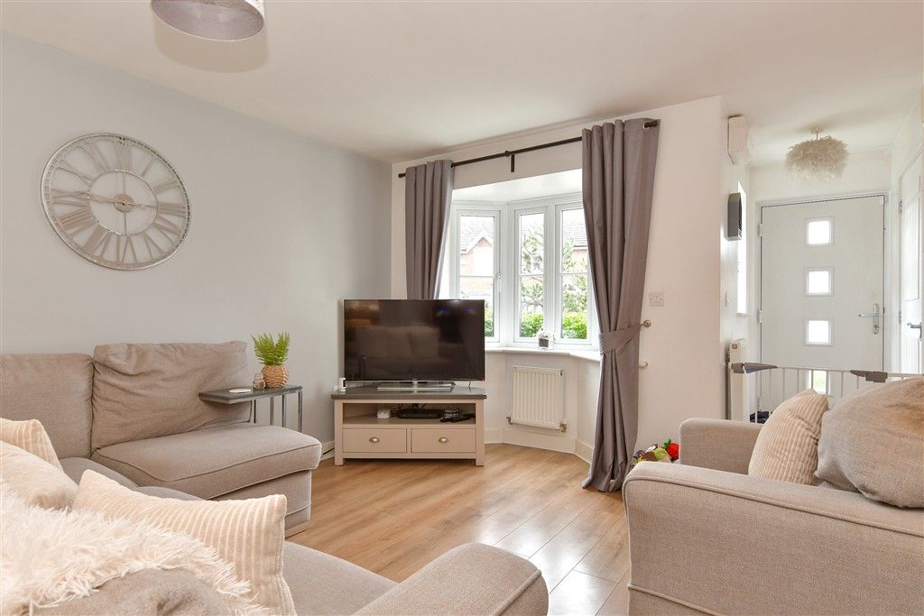 Property photo 2 of 12 Lounge/Dining Area