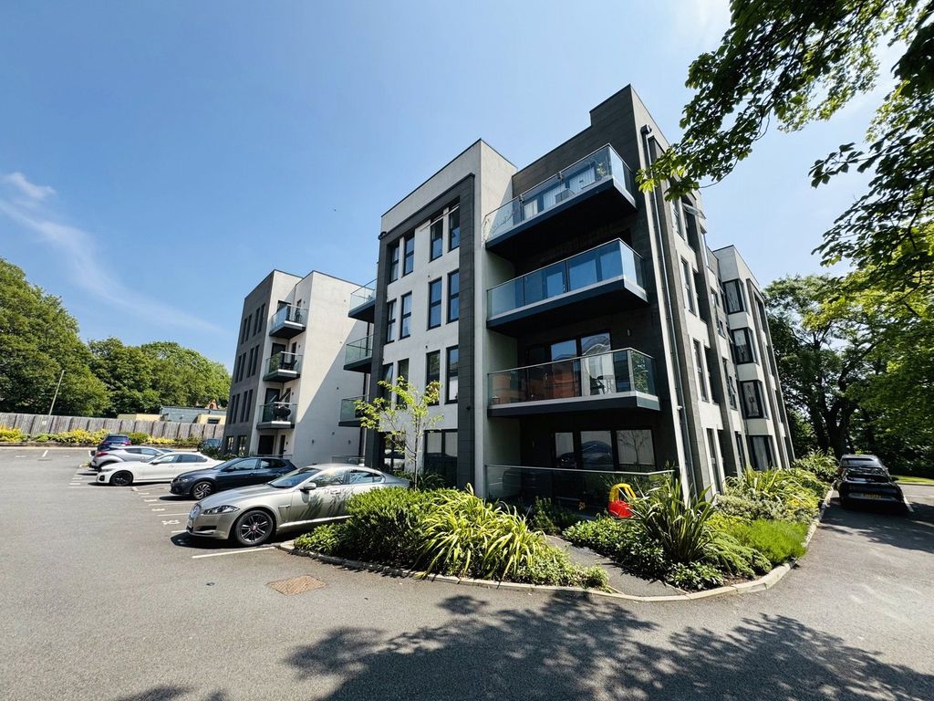 Property photo 1 of 11 Picture No. 12