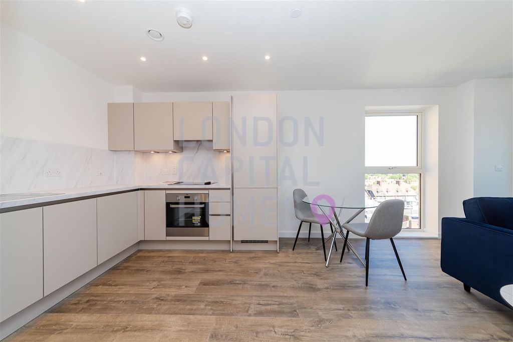 Property photo 2 of 15 Hope9163.Jpg