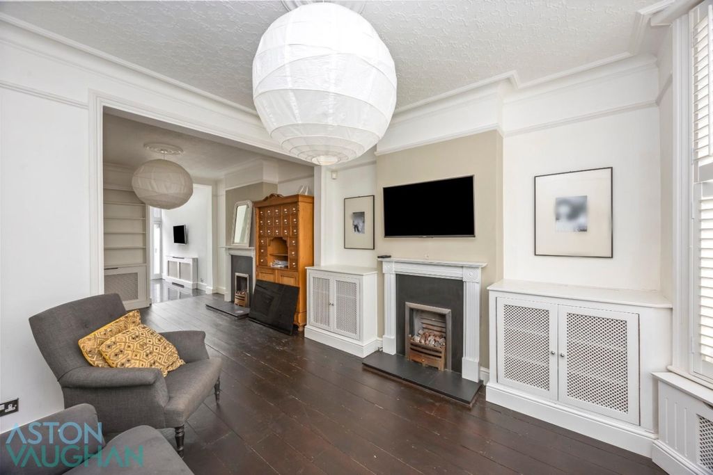 Property photo 3 of 14 4704302