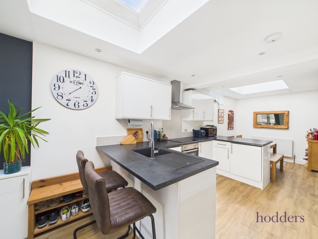 Property photo 1 of 15 Picture No. 13