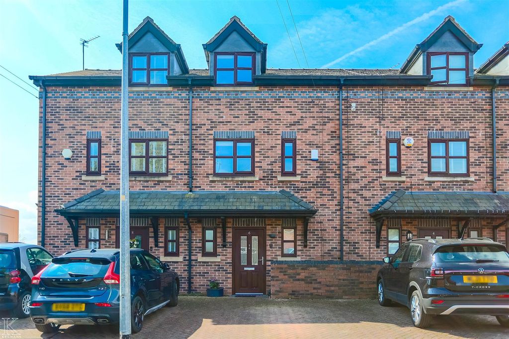 Property photo 3 of 38 2.Jpg