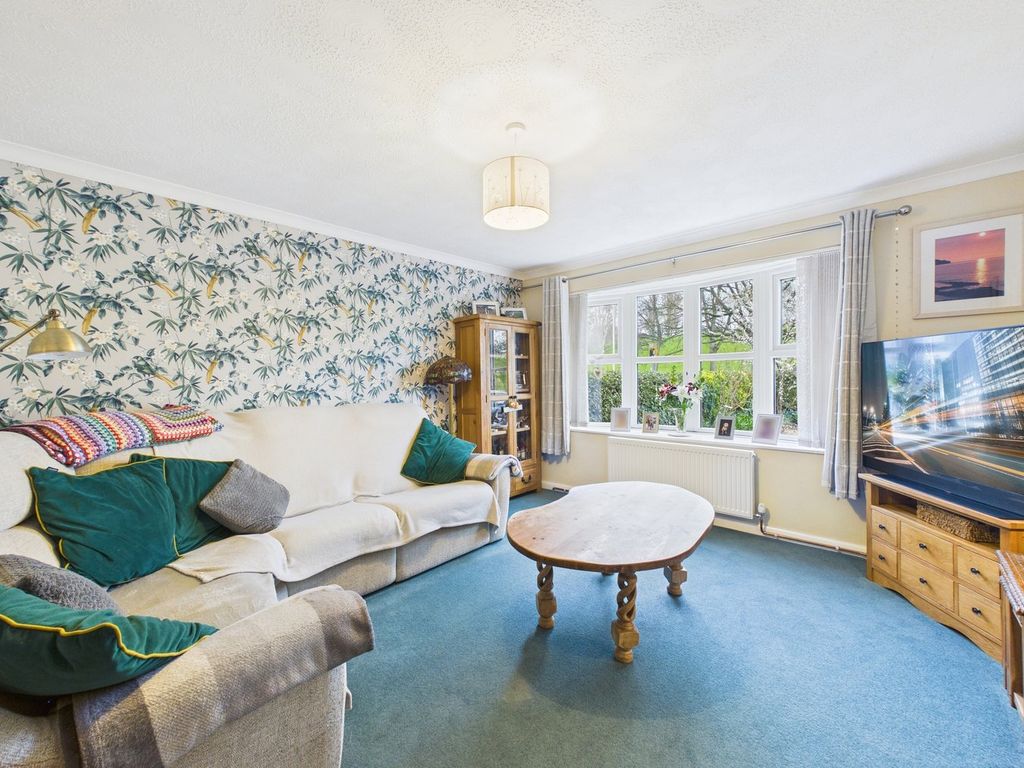 Property photo 3 of 23