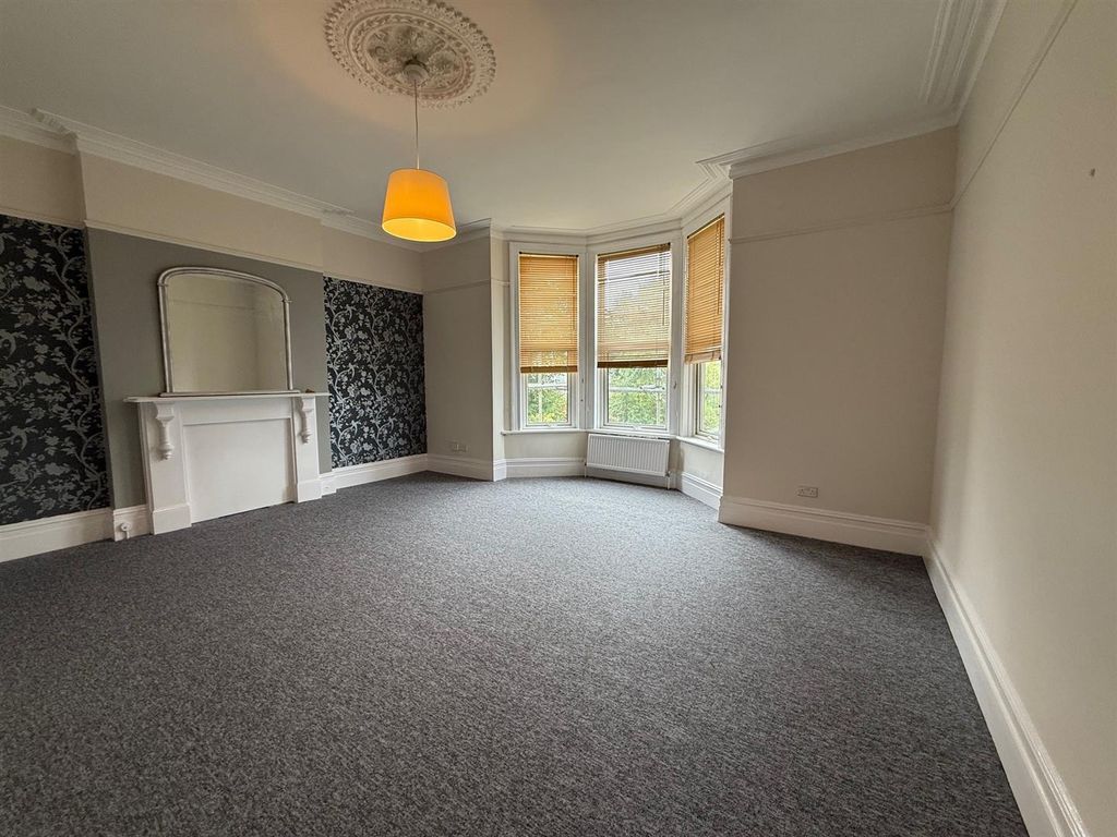 Property photo 1 of 10 Reception Room.Jpg