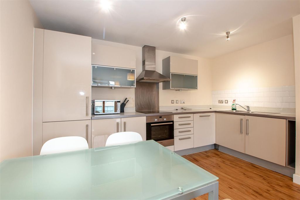 Property photo 2 of 13 23Top_3.Jpg