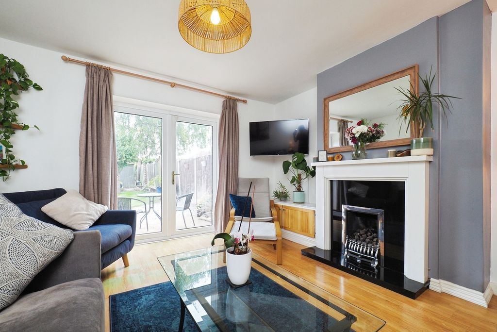 Property photo 2 of 29 Pbox-Img.Jpg