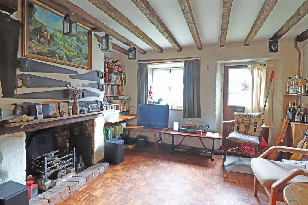 Property photo 2 of 15