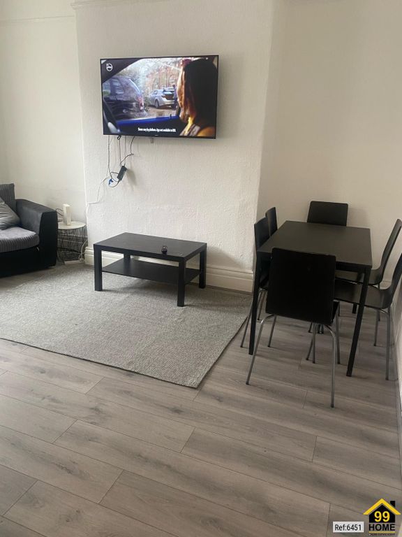 Property photo 2 of 17 Photo 1