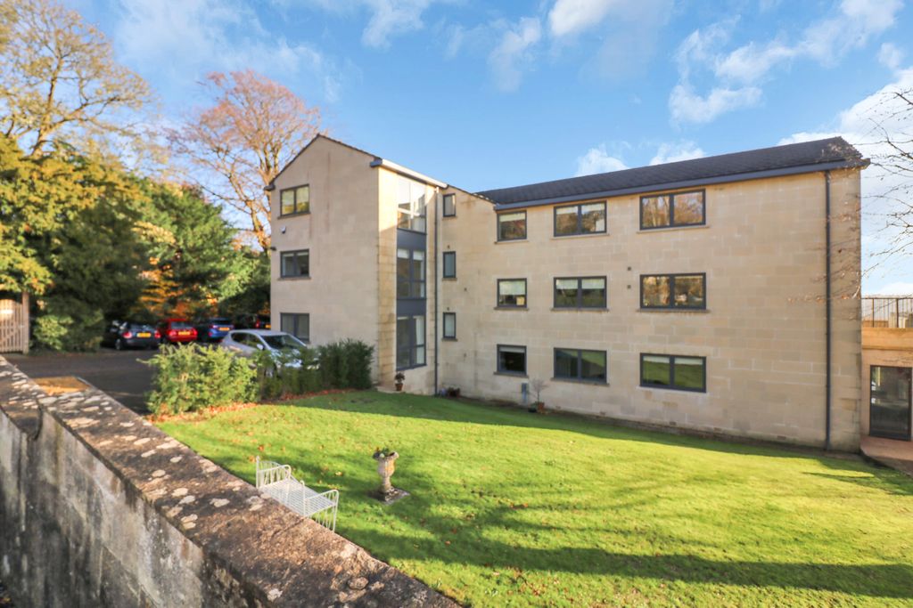 Property photo 1 of 22