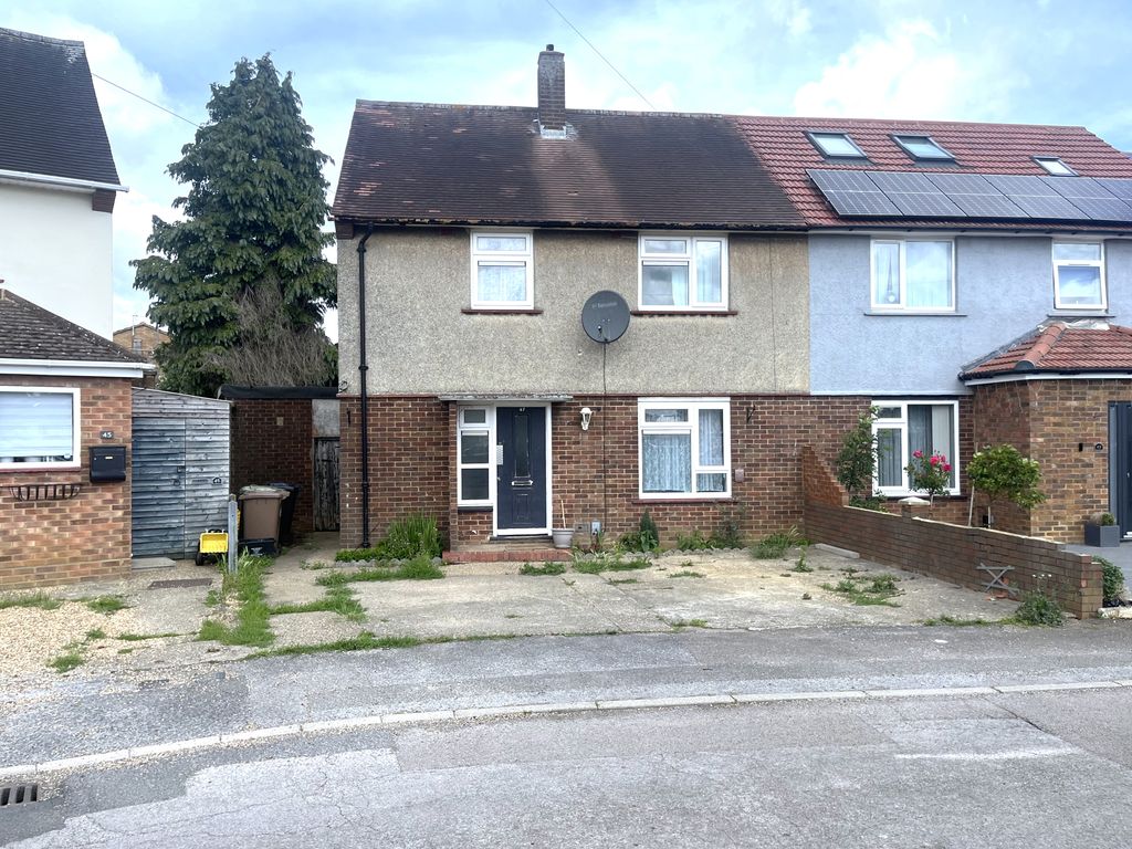 Property photo 2 of 12