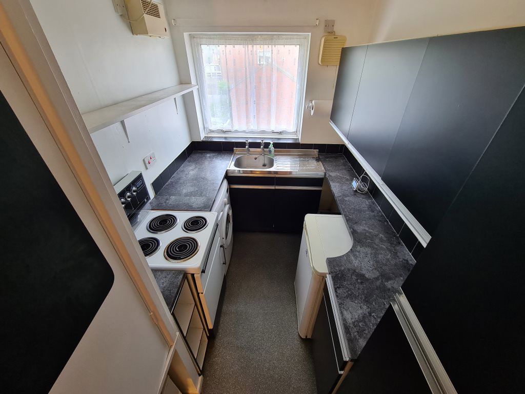 Property photo 3 of 6