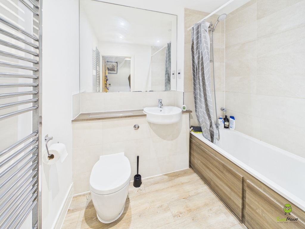 Property photo 3 of 10 Presented By Gemma At Ewemove Bexleyheath And Dart