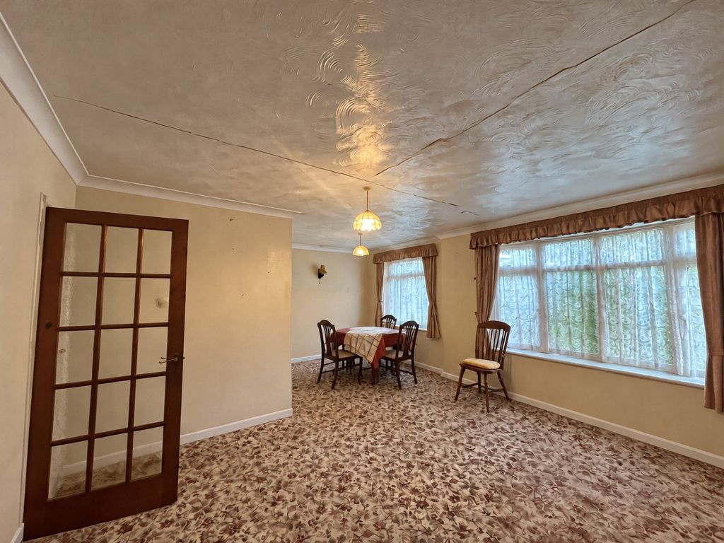 Property photo 3 of 25 Picture No. 81