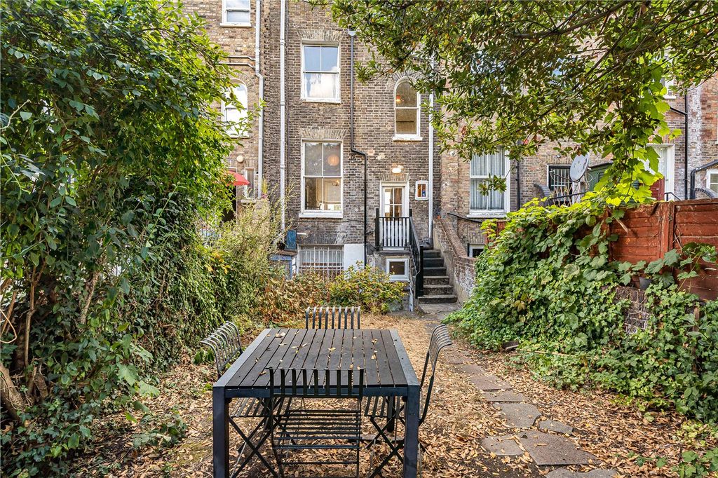 Property photo 2 of 15 Picture No. 02