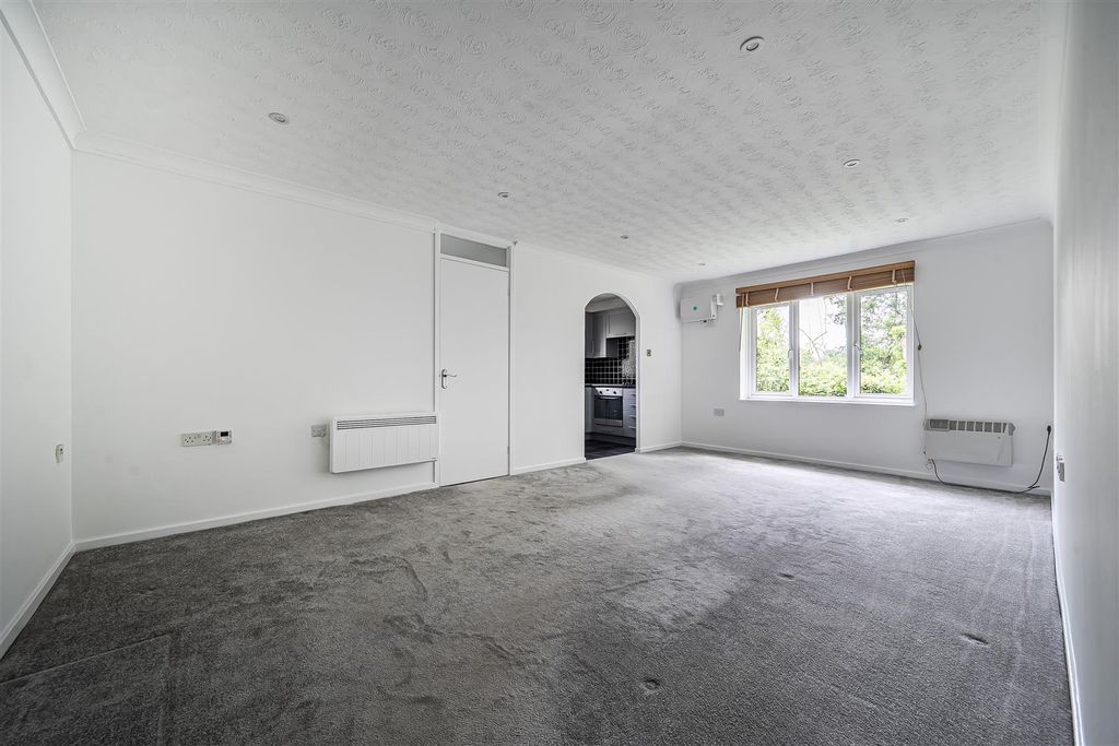 Property photo 2 of 12 Reception Room 1.Jpg