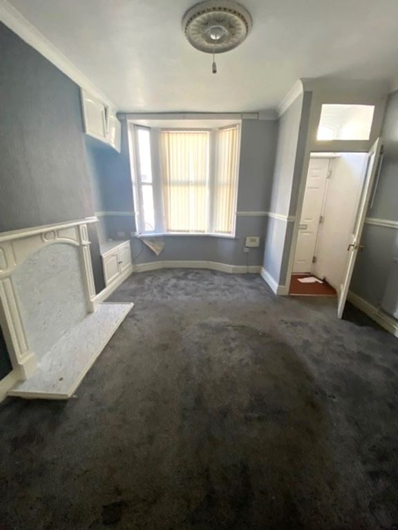 Property photo 2 of 6