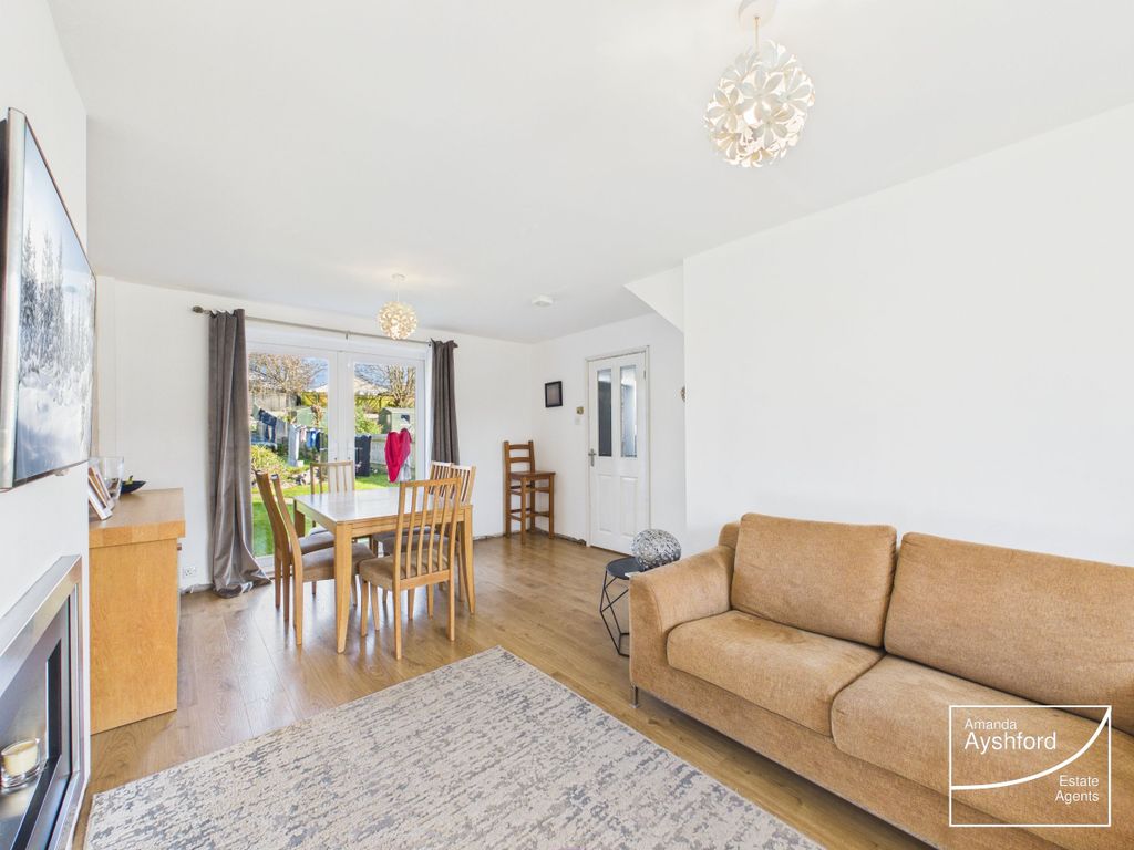 Property photo 3 of 26