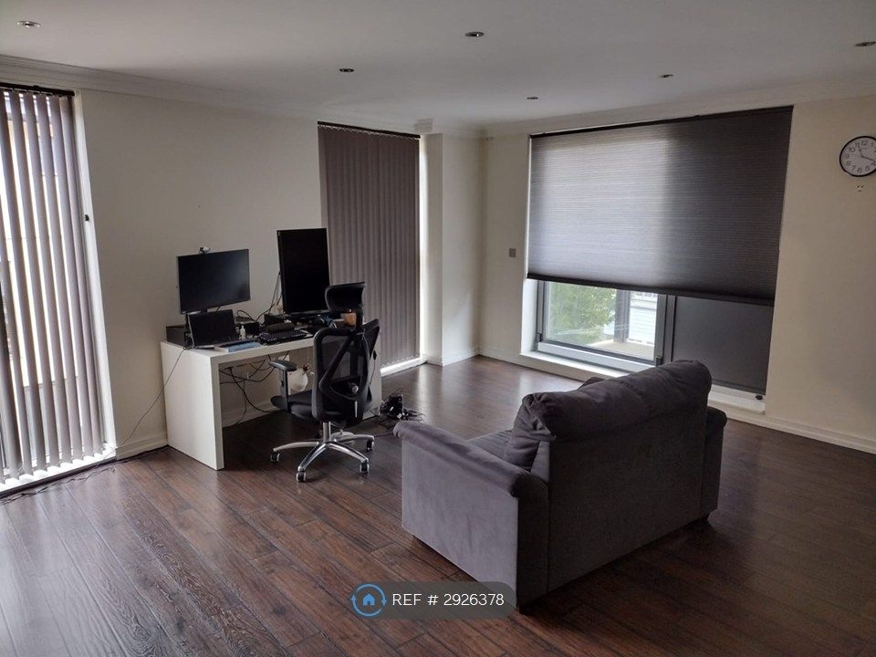 Property photo 3 of 6