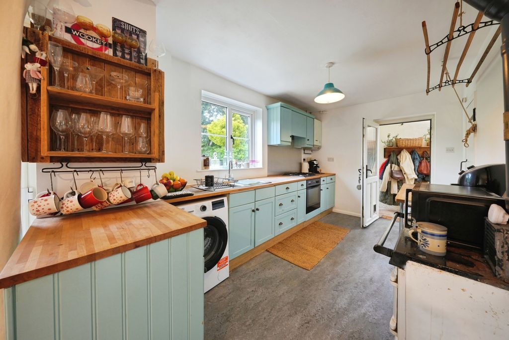 Property photo 2 of 19 Pbox-Img.Jpg