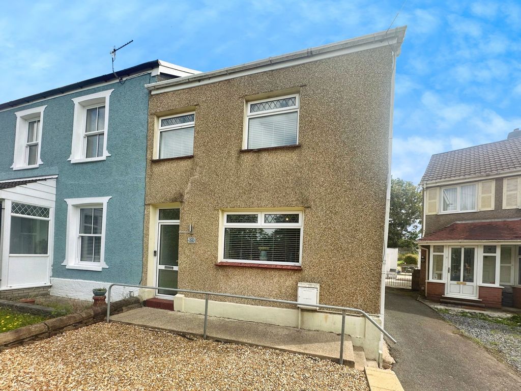 Property photo 1 of 27