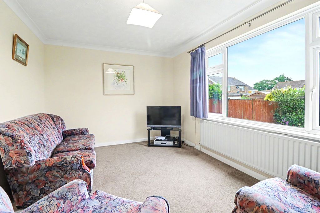 Property photo 2 of 12